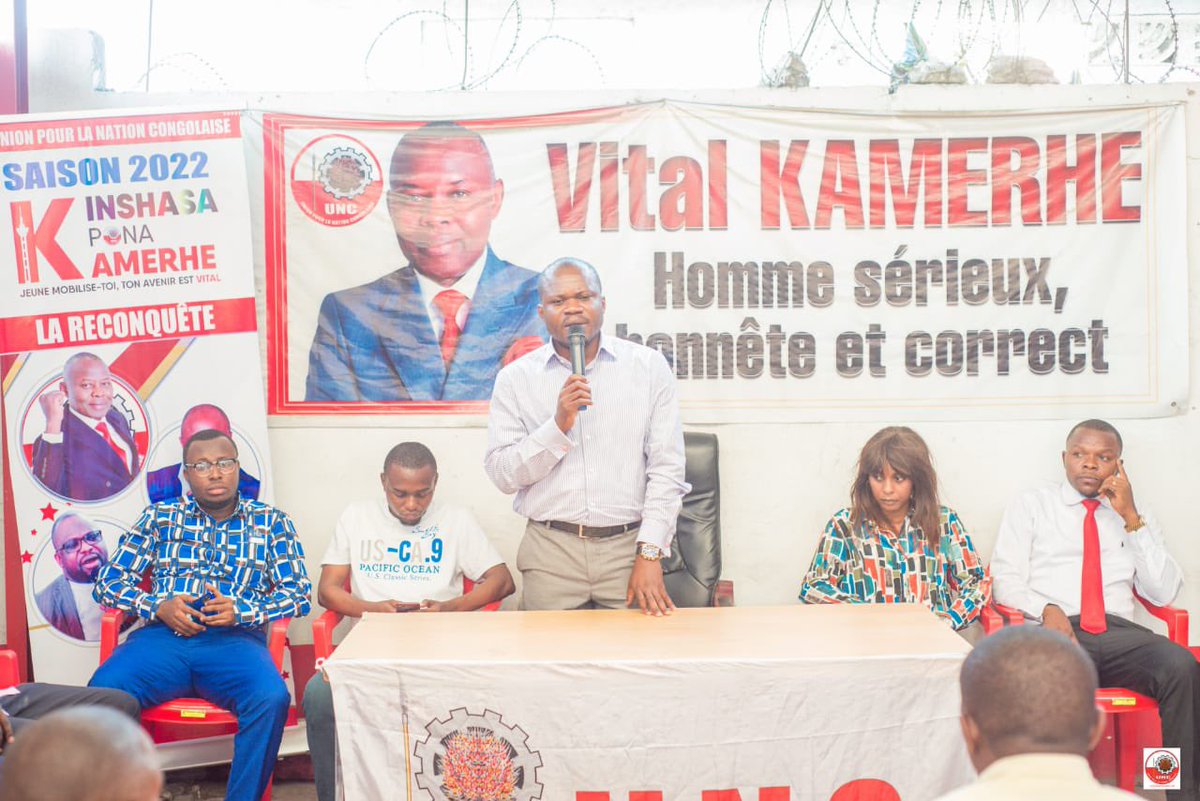 KKamerhe's tweet photo. 🛑 *Jeudi Mayangni*🛑
Comme à l’accoutumée, La réunion d’hier était consacrée sur les stratégies à mettre en place pour gagner du terrain sur Kinshasa toujours dans le cadre de la campagne Kinshasa Pona Kamerhe. Le président @JolMongu2 ne cesse d’éveiller la conscience des jeunes https://t.co/a6DxD22qON