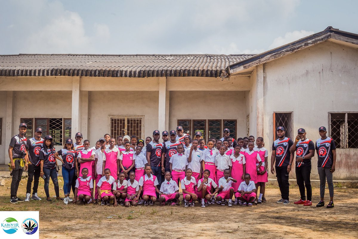 FADA_NG's tweet photo. As part of our Project CATCH THEM YOUNG (CATHY) in the fight against Drug Abuse, We Visited Okpara Waterside, ETHIOPE East. We sensitise the youths and teens on the dangers of Drug Abuse, Peer Pressure and CULTISM. @ndlea_nigeria @DSGovernment @IAOkowa @UNICEF_Nigeria @UNICEF https://t.co/XbduU02UEA
