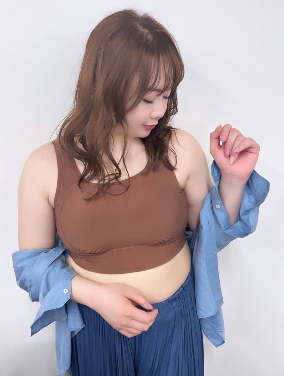 saa199302011's tweet photo. 渡辺直美さんプロデュースの新ブランド
おうちブラ #Nmerry 🌈✨

とーっても可愛いくて付け心地最高！
詳しくはInstagramチェックしてね🥰

☑︎ https://t.co/pOIK0CqNmF https://t.co/caupWs8Rb1