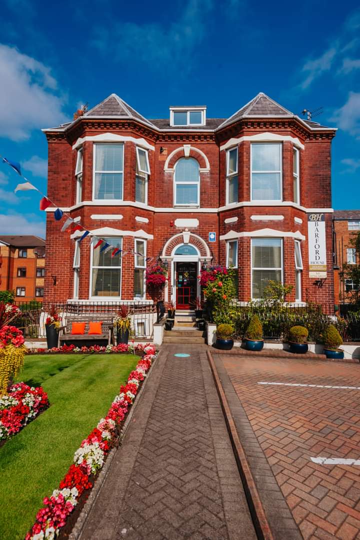 Barford House tweet media