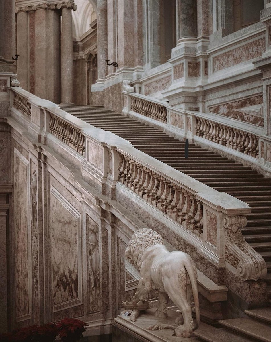 Reggia di Caserta tweet media