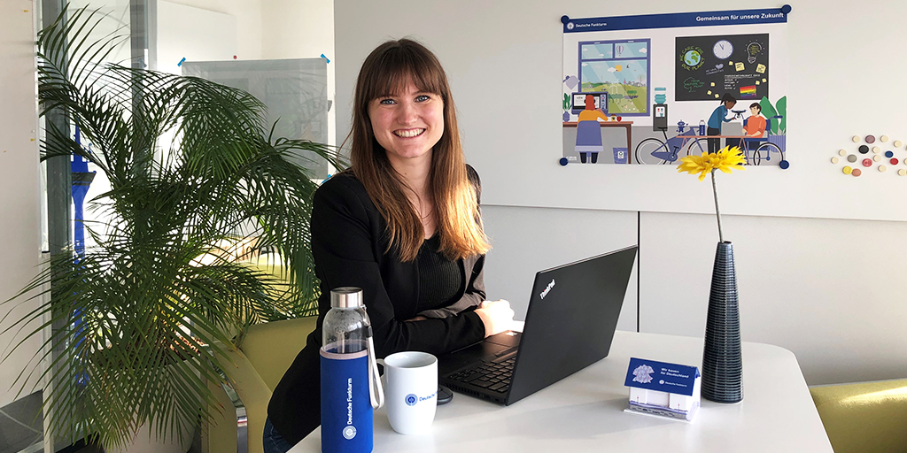 dfmg_de's tweet photo. Wir suchen Studierende für unseren Bereich Business Development, Schwerpunkt Corporate Social Responsibility. Wenn du für die Themen #Nachhaltigkeit und #SozialeVerantwortung brennst, bewirb dich auf unsere CSR-Werkstudentenstelle in Münster. 👉 https://t.co/sVPX3uPw5x #DFMGreen https://t.co/U3K5lxYe6Q