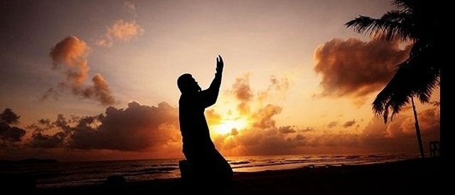 TahirSimsek's tweet photo. ALLAH'ım tüm takipçilerime mutluluk, huzur, sağlık, afiyet, şifa, para, sabır ve şükür ver. Haklarında her zaman hayırlısı olsun. Kalplerine hidayet, yüzlerine nur ver YARABBİM. Cenneti bizlerden mahrum bırakma. Seni çok seviyoruz. https://t.co/8QIEd9Toyq