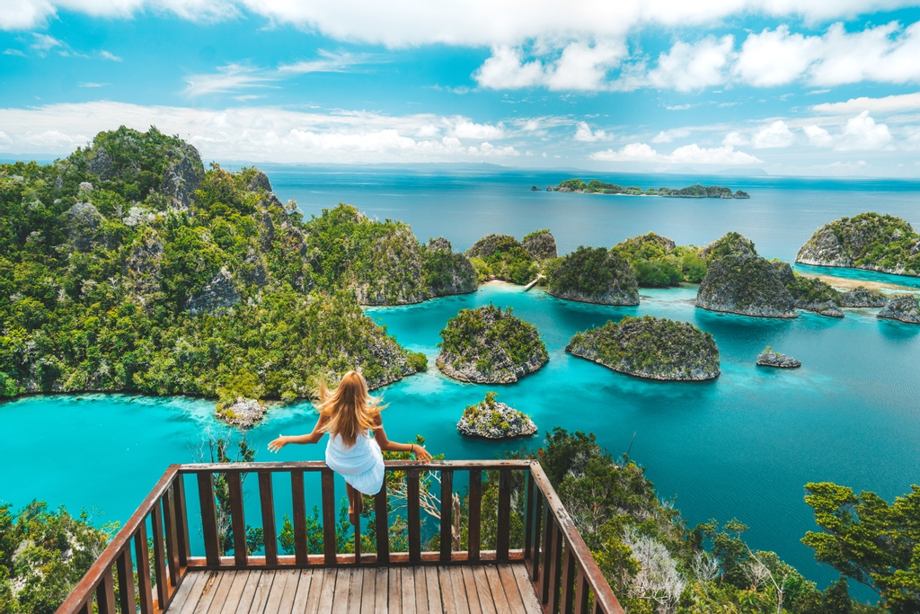 Raja Ampat - The hidden gem of Indonesia
#Indonesia #RajaAmpat #Travel