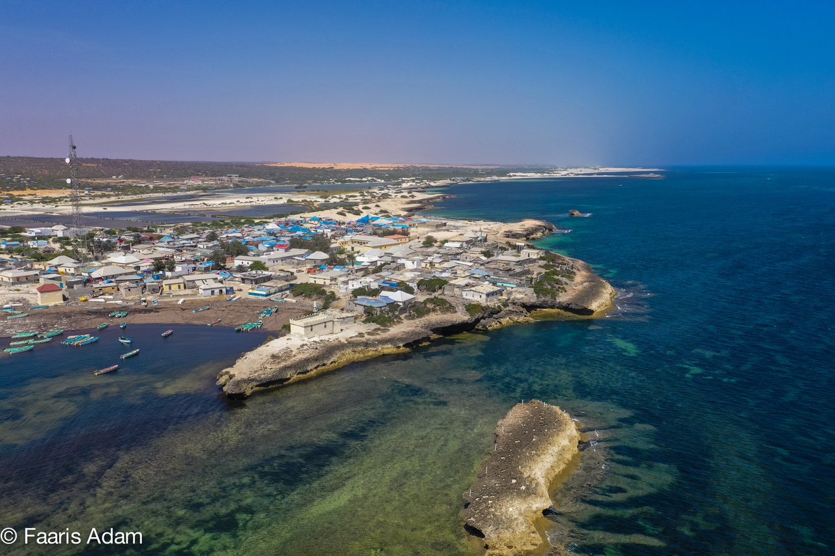 FaarisAbshir's tweet photo. Beautiful Friday at Jazeera beach #Somalia https://t.co/UYCna4exVI