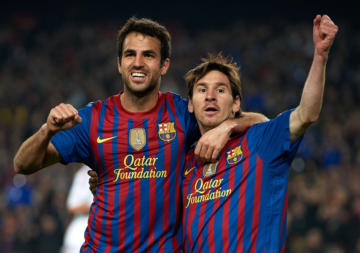 EverythingLM1O's tweet photo. What does Barcelona mean to Messi? 

Fabregas: 

Barcelona is everything to Messi. The stage now in PSG is a stopping point but he will be back at some point. He is always grateful to FC Barcelona for the rest of his life. https://t.co/OFEPIeCAuC