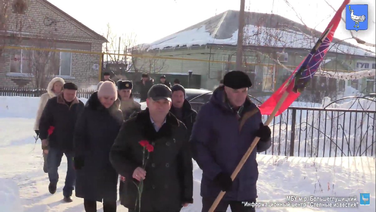 Память не дает забыть друзей-однополчан и годы службы в армии.
Наши земляки, воины-интернационалисты, собрались в парке райцентра 15 февраля на митинге, посвященном дню памяти о россиянах, исполнявших служебный долг за пределами Отечества.
Подробнее: 
youtube.com/watch?v=Oe8QAD…