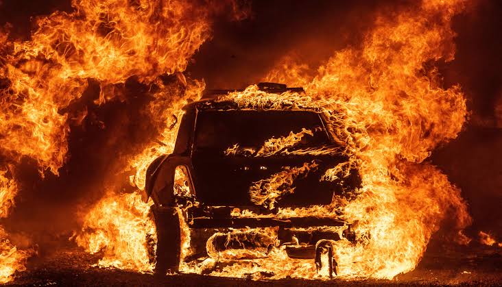 OGBC905FM's tweet photo. Don't Keep Petrol at home. 

 Hoarding Fuel due to Scarcity can be very dangerous to your physical and mental health, the physical and mental health of your loved ones, and your home.

Fear Fire... https://t.co/eb1bs5bcOy