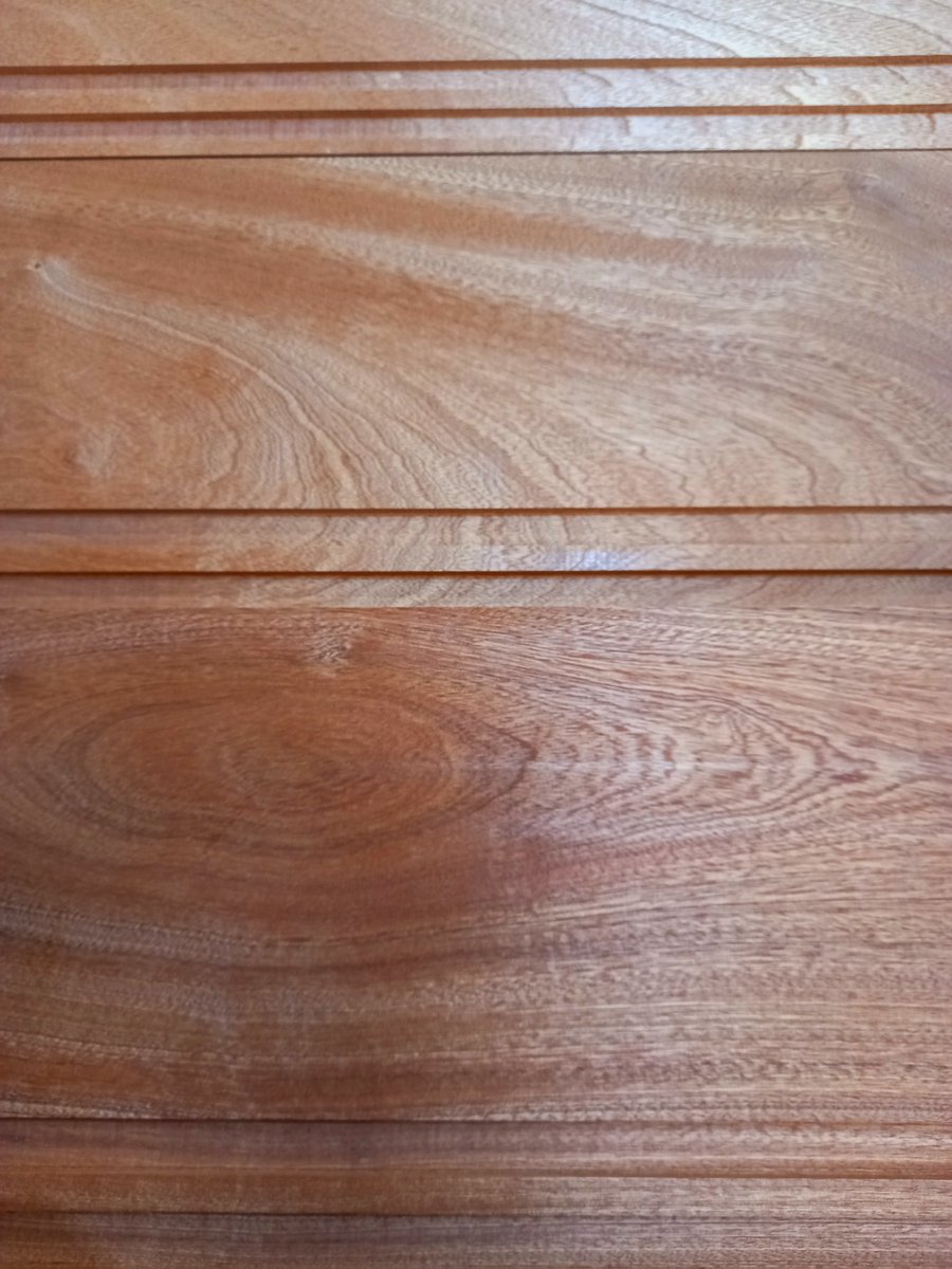 firtreetimber's tweet image. This bespoke order of 205 x 32 sapele fire door frames was machined in our workshop for a construction client. We can cut and machine wood to bespoke specifications for trade and public clients. #sapele #joinery #joineryworkshop #firedoors #firedoorproduction