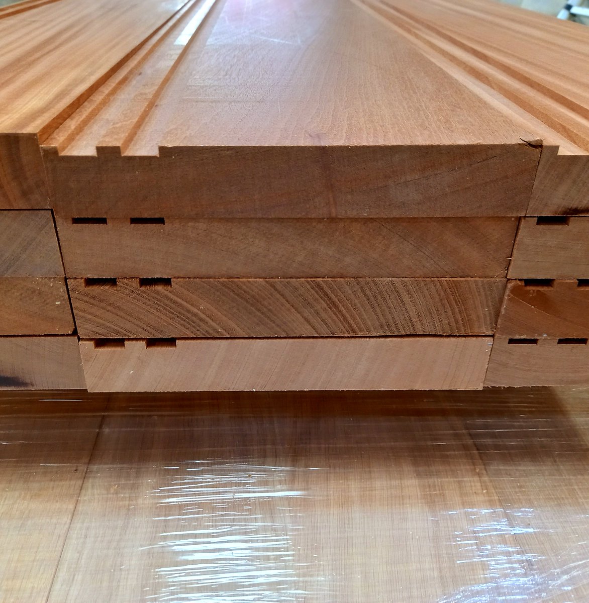 firtreetimber's tweet image. This bespoke order of 205 x 32 sapele fire door frames was machined in our workshop for a construction client. We can cut and machine wood to bespoke specifications for trade and public clients. #sapele #joinery #joineryworkshop #firedoors #firedoorproduction