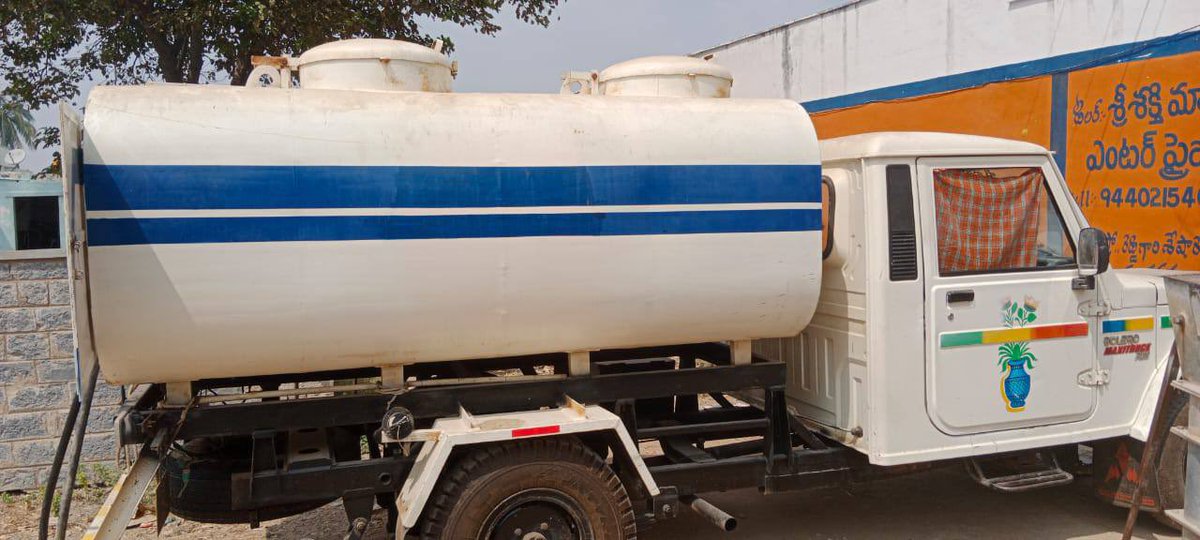 ashwaniattrish's tweet photo. 87
@HPCL And Now the Nefarious Criminal Removes the Logo but Continues to Indulge in the Illegal Acts in connivance with @hpcl_retail Officials of the Area!! @HardeepSPuri @Rameswar_Teli @PetroleumMin Time to show Spine and Determine these Criminals once for all!! @PesoNagpur https://t.co/Ufc2JKqFfv
