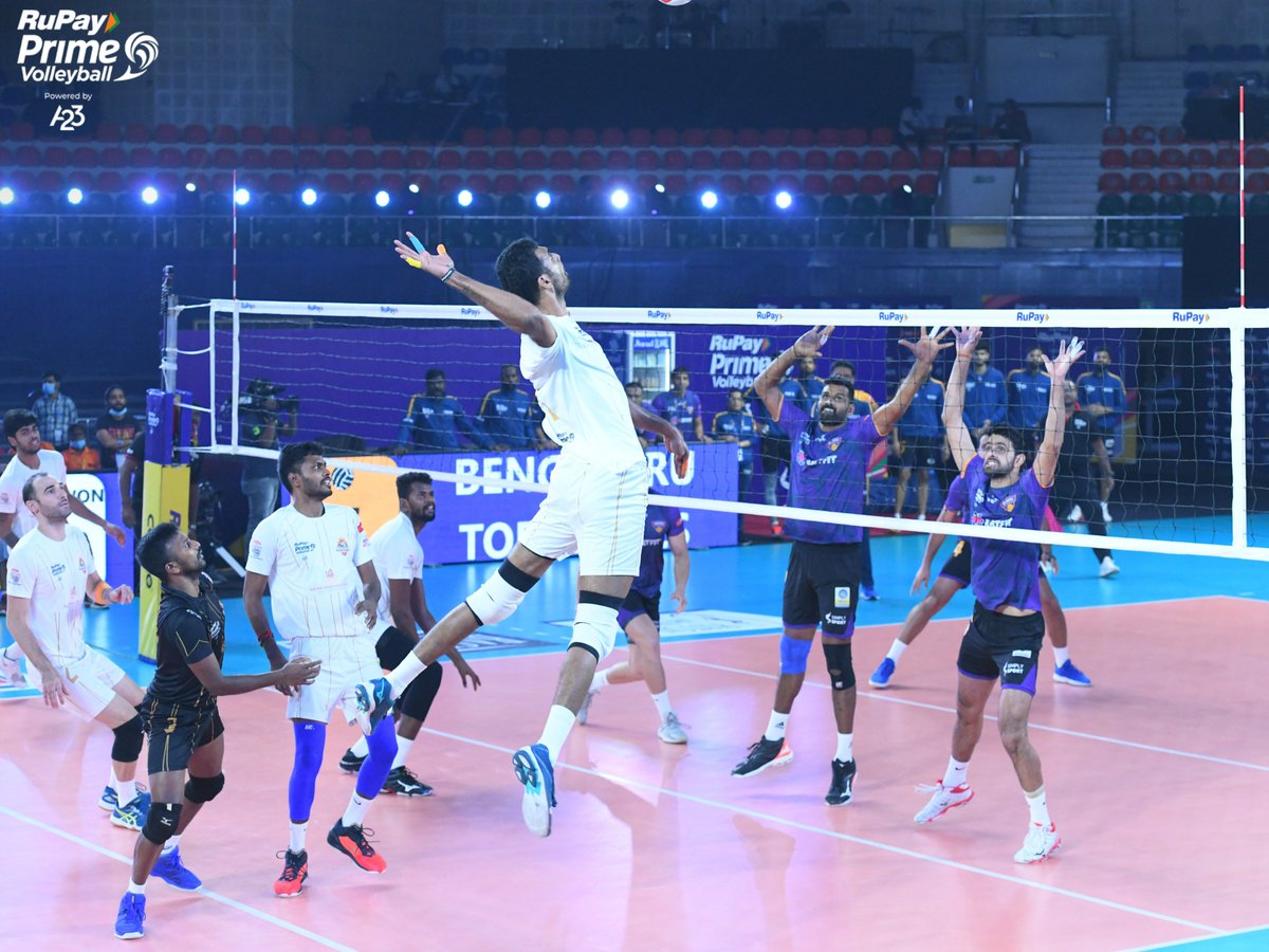 PrimeVolley's tweet photo. Huge, huge win for @TorpedoesBLR 👏

Have a look at some of the scintillating moments from #AMDvBTS 🎬

#PrimeVolley https://t.co/9Wn88U6frX