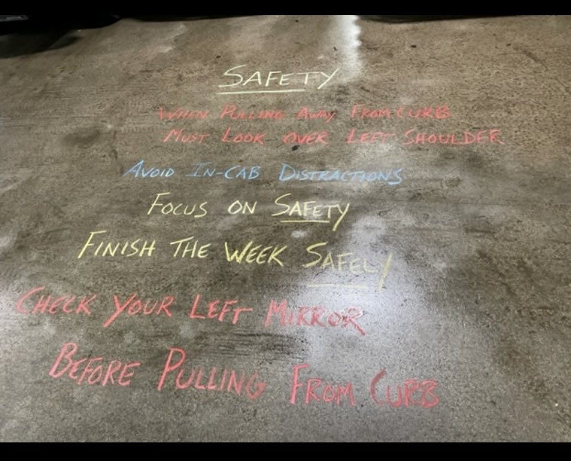 Dartmouth reminded drivers the importance of properly and safely pulling from curb! Great chalk talk! ⁦<a href="/safetyfirstNED/">Northeast District Safety</a>⁩ ⁦<a href="/amy_madeira/">Amy Madeira</a>⁩ ⁦<a href="/Erickalyons/">Ericka Lyons Golia</a>⁩ ⁦<a href="/KnucklesAnthony/">Anthony Knuckles</a>⁩ #focusonsafety #checkyourmirrors
