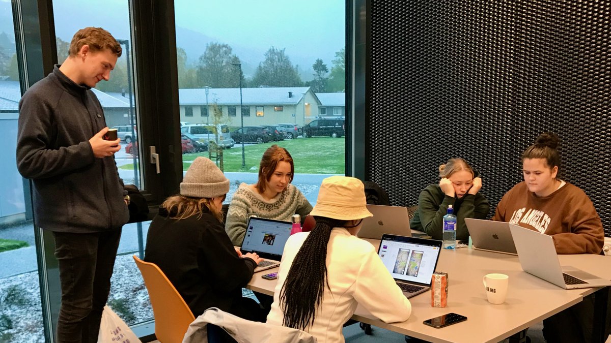 TekLab UiB (@teklabuib) on Twitter photo Start helgen med å sjekke ut hva de har gjort ved <a href="/HiVolda/">Høgskulen i Volda</a> :
Studenter prøver ut en ny metode som vi kaller "kritisk formativ evaluering".
Hva er det som fungerer godt og mindre godt i Hidden? Les artikkel og rapportene til studentene:
teklab.uib.no/artikler/kriti… Start helgen med å sjekke ut hva de har gjort ved <a href="/HiVolda/">Høgskulen i Volda</a> :
Studenter prøver ut en ny metode som vi kaller "kritisk formativ evaluering".
Hva er det som fungerer godt og mindre godt i Hidden? Les artikkel og rapportene til studentene:
teklab.uib.no/artikler/kriti…