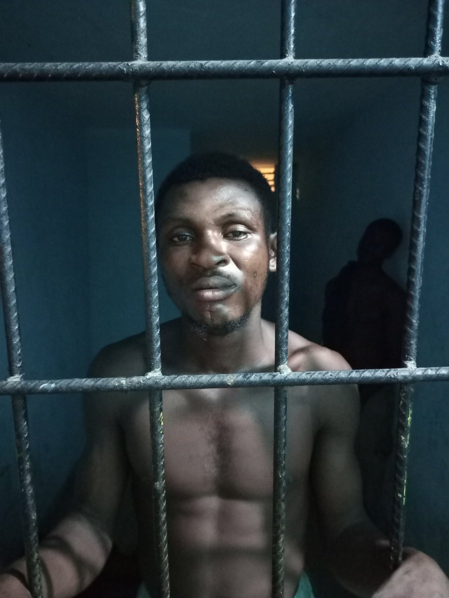 mobilisingniger's tweet photo. UPDATE: NURTW nabs traffic robbery suspects who have been terrorizing Mile 2 bridge Apapa-oshodi expressway, Amuwo Mile 2. 

The four suspects were; Ebuke Wuzoma Imo State 21, Ifeanyi Ewashokun Abia state 21, Luck Thomas 24,  Akwa Ibom Obumneme Acheu 27, Anambra state. https://t.co/n10n4LFKST