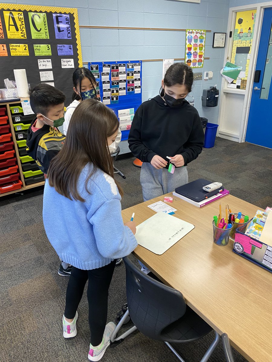 MrsWhite96's tweet photo. Students enjoyed using additive angles to complete our Mystery Angle Scavenger Hunt! #inspire96 https://t.co/qpp5ZZoYyY