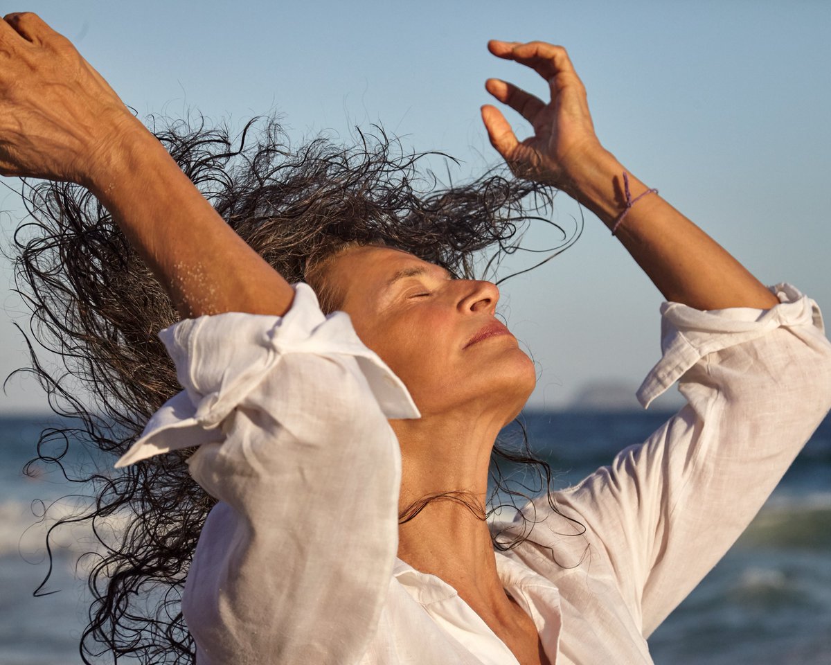 A ESPERA ACABOU! 🧡 "Haja Terapia" em todas plataformas de música! 🎧

📷 Nana Moraes

#Simone #HajaTerapia #BiscoitoFino