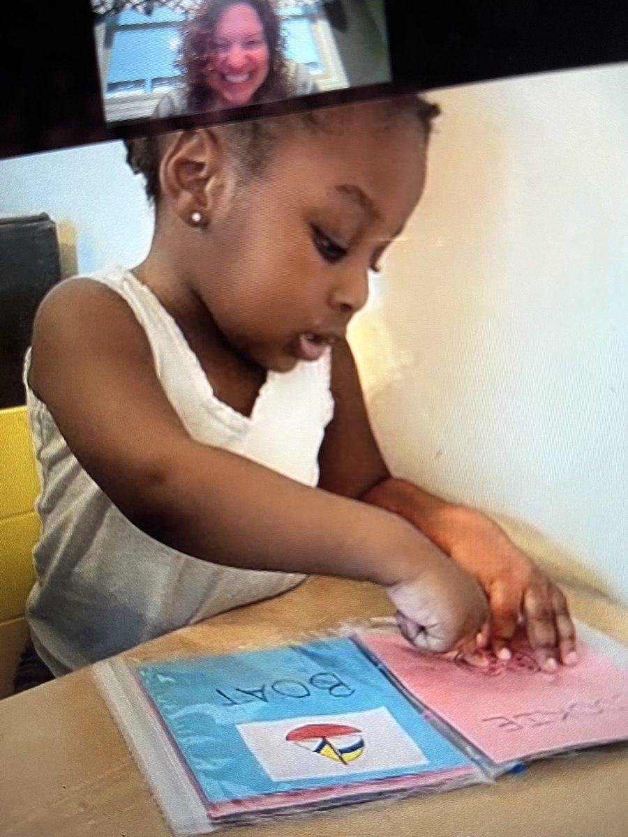 RCPS_EarlyLearn's tweet photo. Today student A is making a word book in her PAT visit with Mrs. Everhart.
#dph #pat #parentinvolvement #parenteducator https://t.co/ktpMCDfUYD