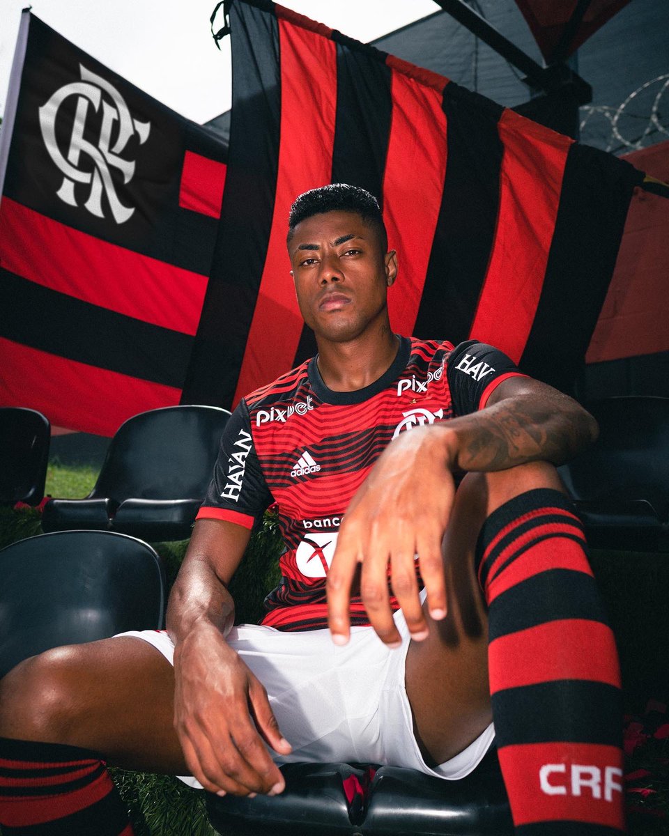 Brunohenrique's tweet photo. 2022 Com a nova manto sagrado.
@flamengo ⚫️🔴 https://t.co/855UGIEDqp