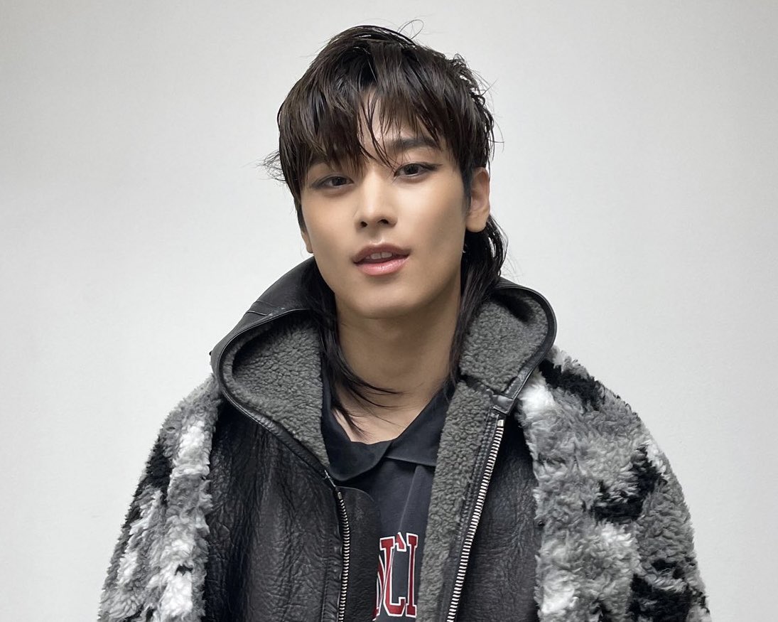 KISSYJEONS's tweet image. customizable