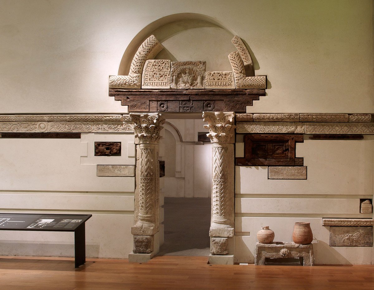 MuseeLouvre's tweet photo. Le département des Arts de Byzance et des chrétientés d’Orient ouvrira à l’horizon 2025. Il rassemblera plus de 12 000 œuvres aujourd’hui dispersées dans sept départements du musée. https://t.co/Lq4WKBtRnk