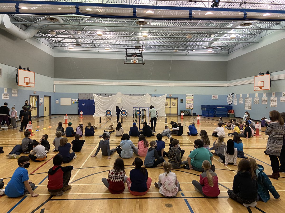 A huge congrats to all semi-finalists and finalists of the Gr. 4-5 Archery Tournament! Thanks, Mrs. MacLeay and staff for making this opportunity available to our students. #watchuslearn