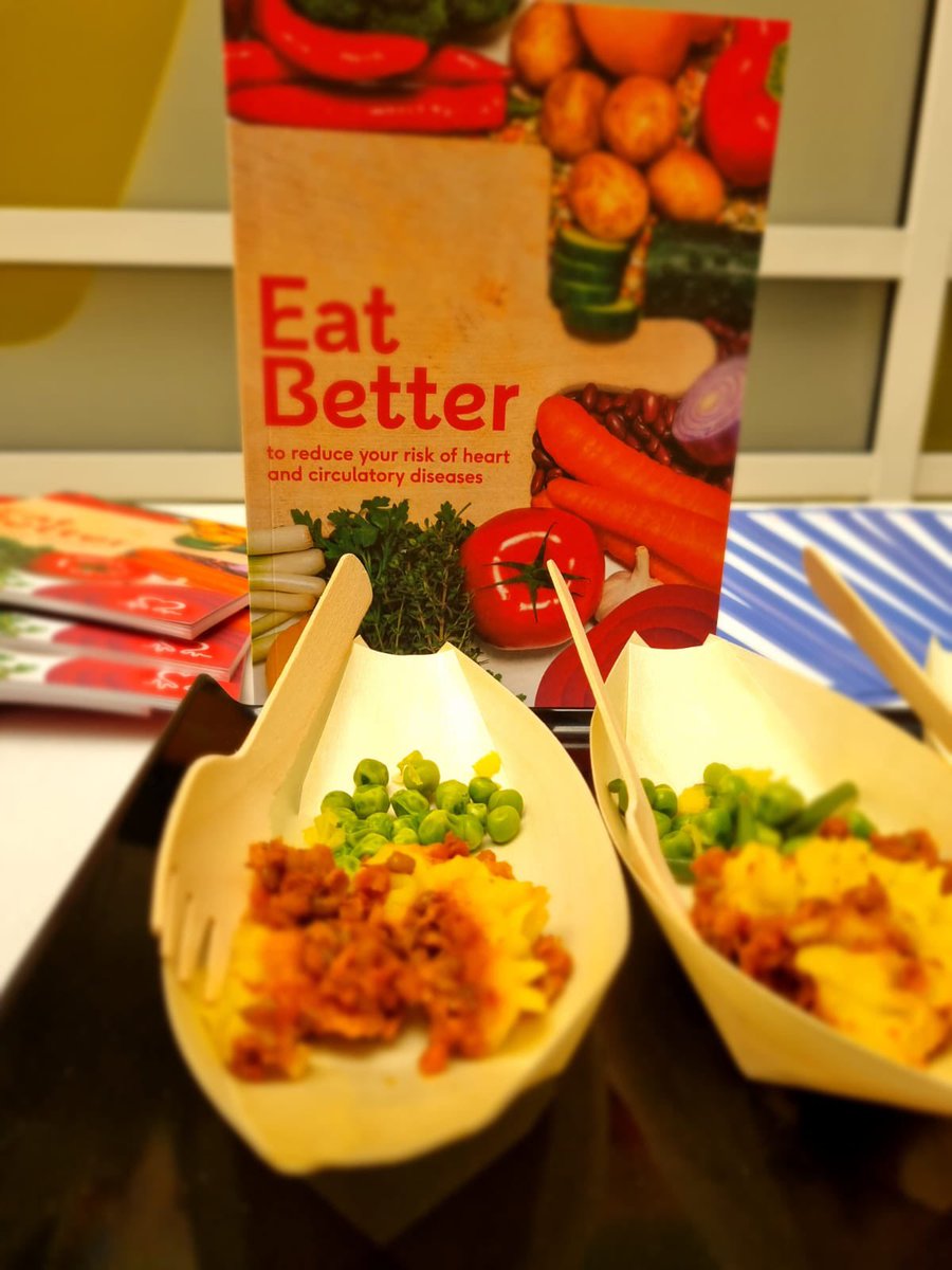 FoodAtKings's tweet photo. February is #nationalheartmonth did you know here @KingsCollegeNHS we have a wide range of food choices that is healthy for your heart .#medirest  #loveyourheart #healthyheart #healthyyou @Kingsvolunteer1 https://t.co/tSGDf1YVy4