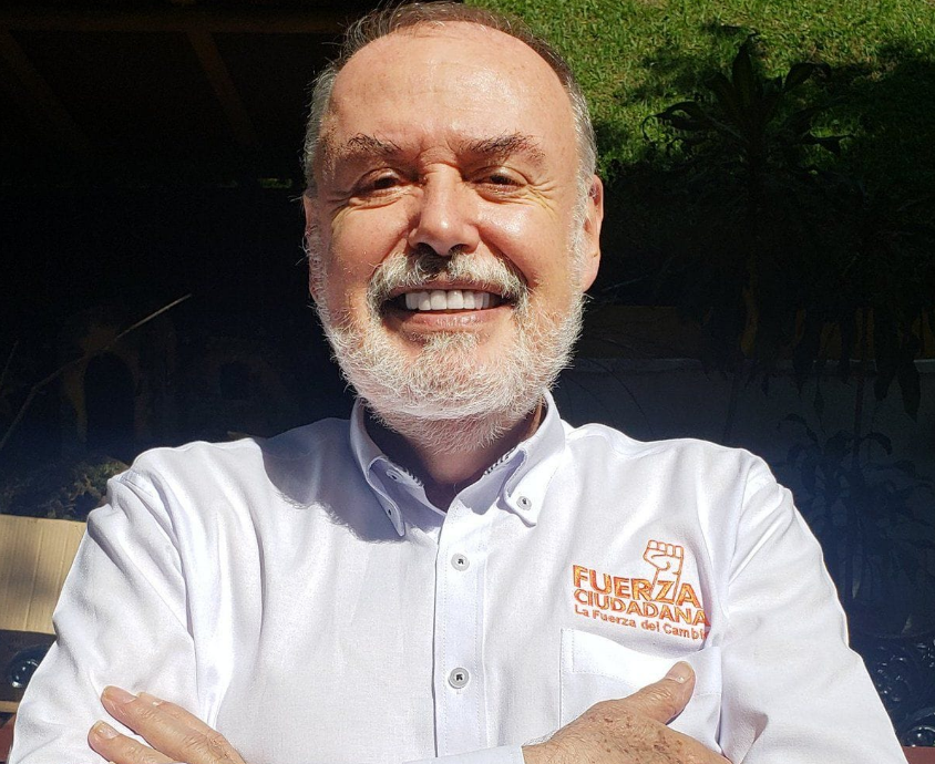 NoticiasCaracol's tweet photo. #ColombiaDecide | En @NoticiasCaracol, el canal de las elecciones, hablan las cabezas de lista al Senado. El turno hoy es para Gilberto Tobón (@tobonsanin), de Fuerza Ciudadana (@fzciudadana).

Envíele sus preguntas y conéctese a las 11:30 a.m. con https://t.co/0Rr4ts0rOv https://t.co/WD9ZNkpgTu