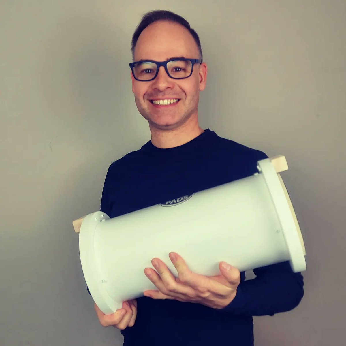 MadPracticePads's tweet photo. NEW PRODUCT! #BassDrum #PracticePad π
14" wide, thicker gum rubber, maple rim block, and fits in a bass stand https://t.co/JxCZov2zYY