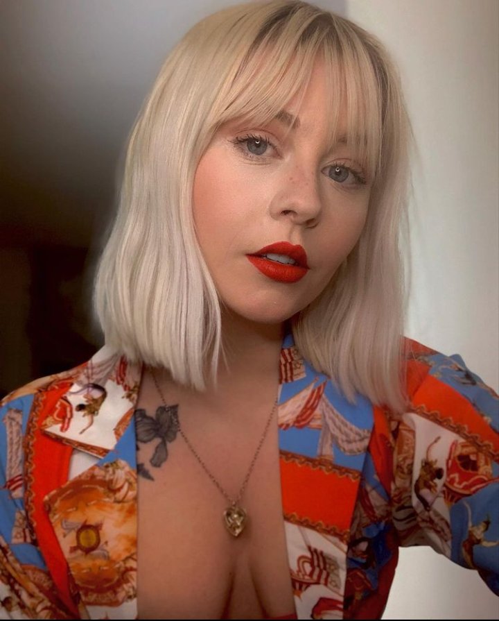 BlueRoses___'s tweet photo. Hair cut 😊 https://t.co/w34E5smfGj