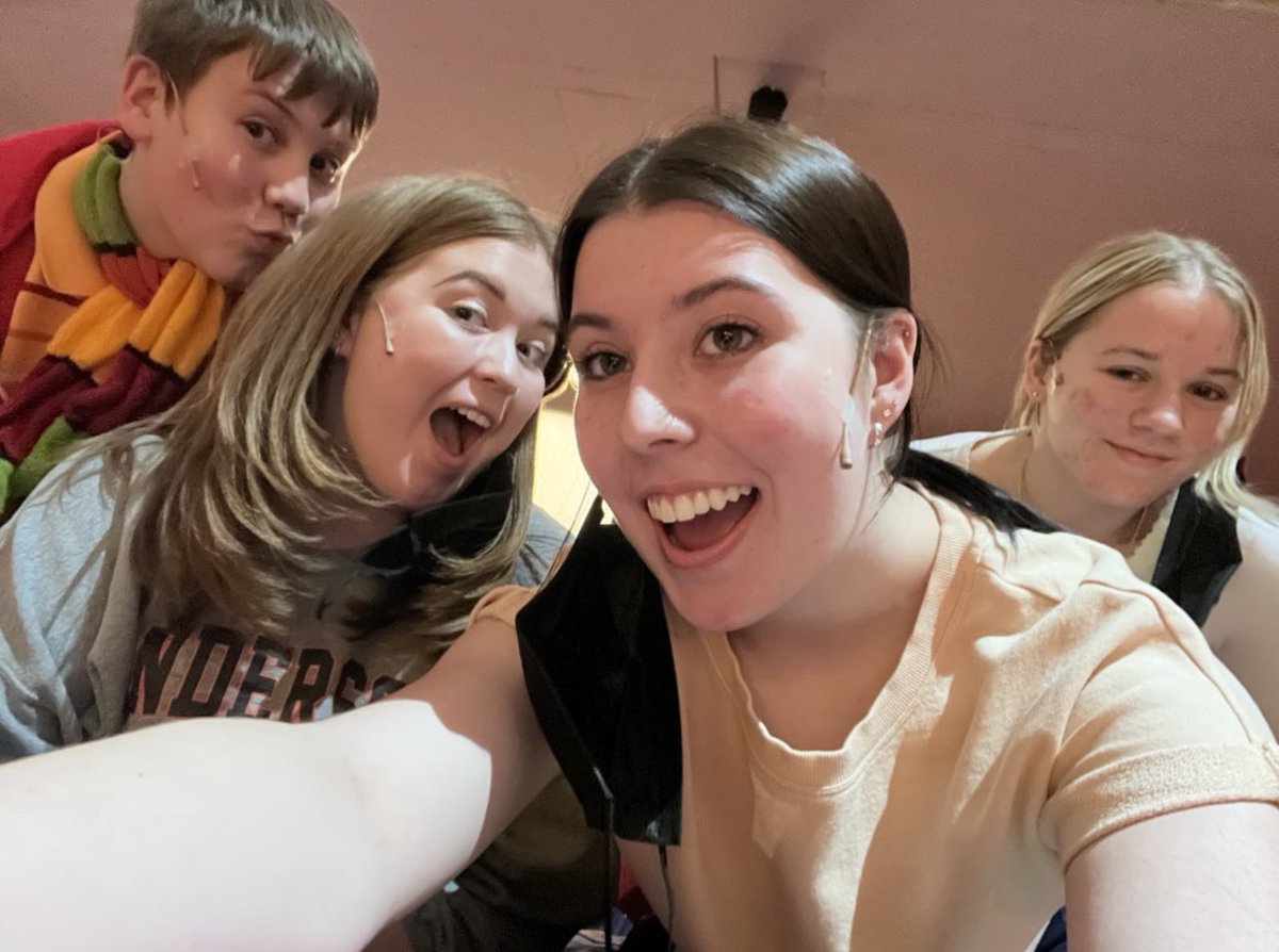 It’s opening night!!!!! #SuessicalAU