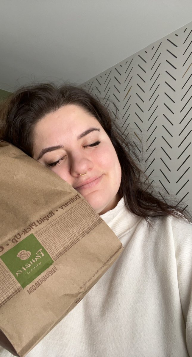 eliciakinder's tweet photo. @panerabread #paneradate #Sweepstakes Friday morning date with me, myself, and my @panerabread breakfast order 💚🤎 https://t.co/cwx3wyeqxy