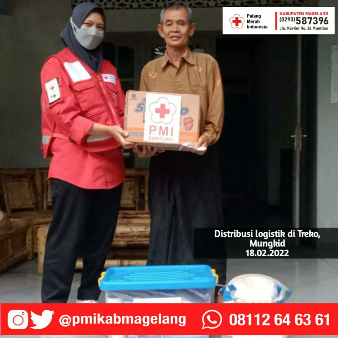 muntilanbranch's tweet photo. Setelah kemaren jumat melakukan reapon dan assesmen pohon tumbang, hari ini mendistribusikan logistik darurat https://t.co/NLRvAU1xXA