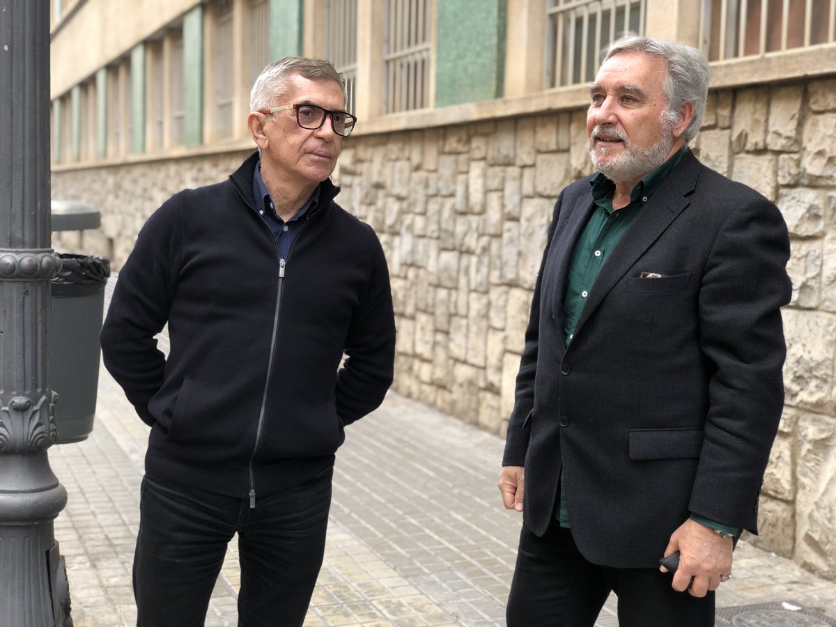 🏳️‍⚧️La Unidad de Referencia de Identidad de Género de <a href="/GVADrPeset/">DS Doctor Peset</a> ha analizado cómo afectó el confinamiento y otras medidas en el proceso de transición de personas trans doctorpeset.san.gva.es/noticias/-/ass…