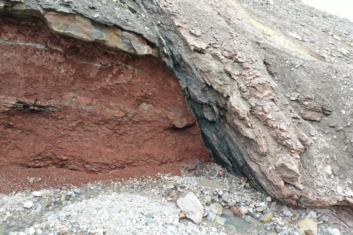 svalbox's tweet photo. #DOM of the day - Introducing the #Kampesteindalen digital model!

Interact with the #Svalbox model here: https://t.co/dmO1XDqLPL 

#Fault #DigitalGeology #Arctic #Svalbard https://t.co/RMj1GNxZLG