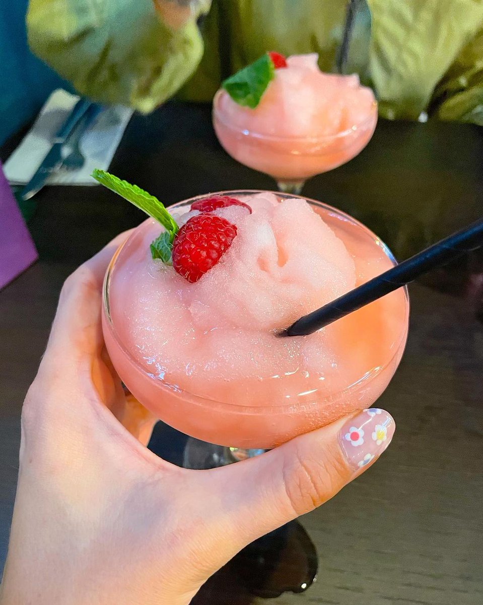 Cocktails and Saturday's go hand in hand. 🍸🍓
Head down to The Purple Peacock this Sunday for delicious cocktails ALL DAY LONG! 🙌🏼