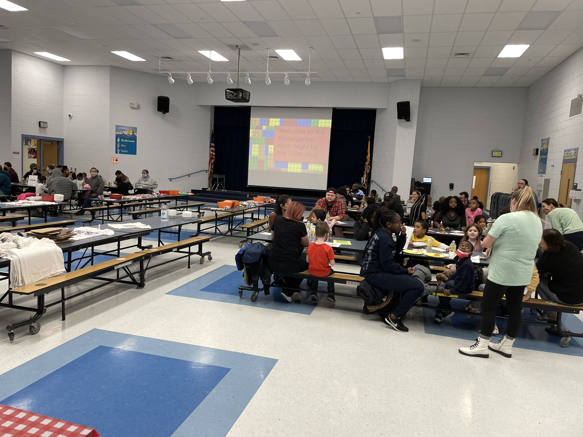 Mrs_Jefferson_'s tweet photo. Last night @FreetownAACPS we hosted our K families to design their shirt for the 100th day! Parents also leaned about our counting and cardinality standard! Zero the Hero also stopped by! 

🍕 💯 🤩 

@AACountySchools https://t.co/VmjeNrKRcw