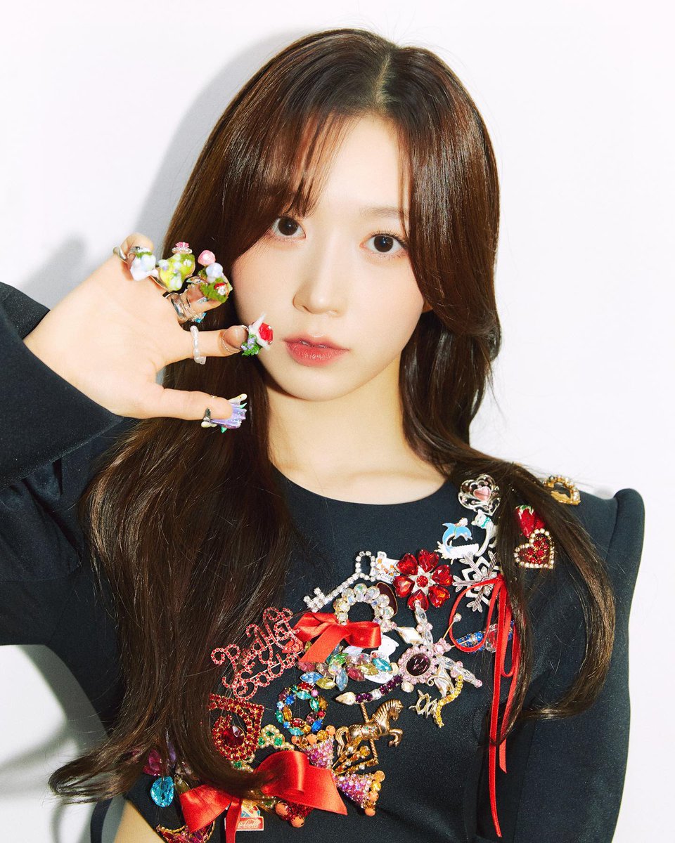 хэвон энмикс. хэвон из nmixx. Haewon nmixx. кьюджин nmixx. Lily nmixx.