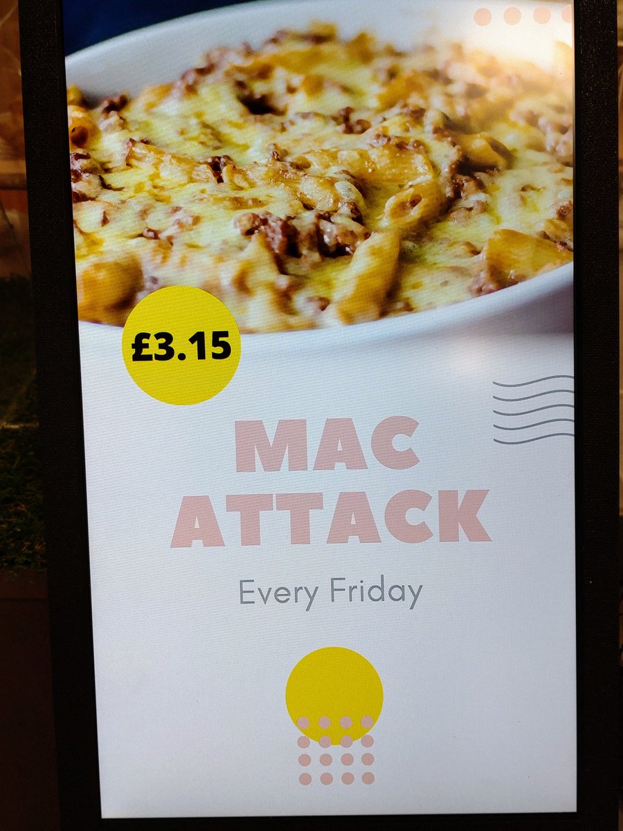 FoodGreenock's tweet photo. Happy Friday everyone. Come warm yourselves up with homemade tomato and vegetable soup or Friday favourite Mac n cheese @FoodGreenock @GosiaLagiewka @CarolineBaci https://t.co/EniKPdftNT