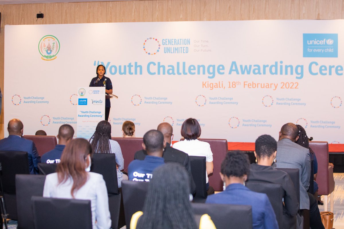 RwandaYouthArts's tweet photo. In her address, Hon.@RMbabazi expressed gratitude to all of the partners that made the Youth Challenge program a success; @unicefrw,@Imbuto,@Rwanda_Edu     
@GovernanceRw, @AkilahInstitute @MastercardFdn, #YLabs,@DOTRwanda @Aegis_Trust,@HarambeeRw, #NCDA,@ughe_org  #RESONATE etc https://t.co/vLfyopiupe