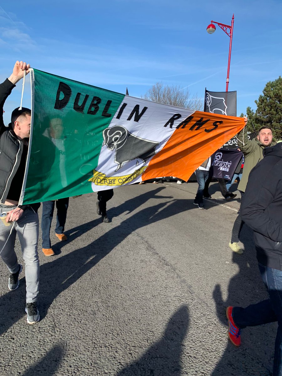 Jordiep1992's tweet photo. Massive game tomorrow ๐ we are going to do this ๐ the rams are staying up ๐ฎ๐ช #dublinrams #wellfighttilltheend https://t.co/v51Tj5JfGU