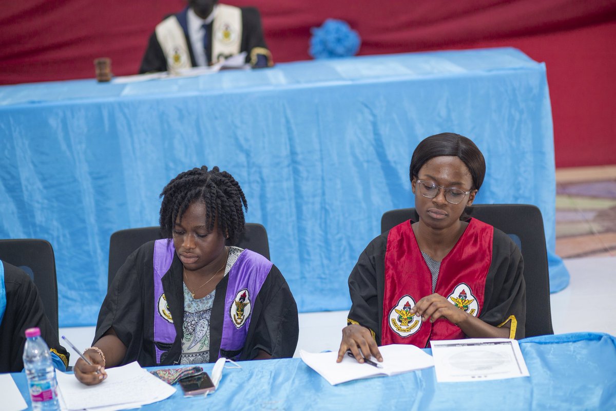 Our Beautiful Clerks..<a href="/Cohssparliament/">CoHSS KNUST PARLIAMENT</a> <a href="/CoHSSknust_/">CoHSS KNUST</a> <a href="/Knust_Lsu/">Law Students' Union- KNUST⚖️</a> @KSB_KNUST <a href="/KnustSocial/">Social Sciences Society-KNUST</a>