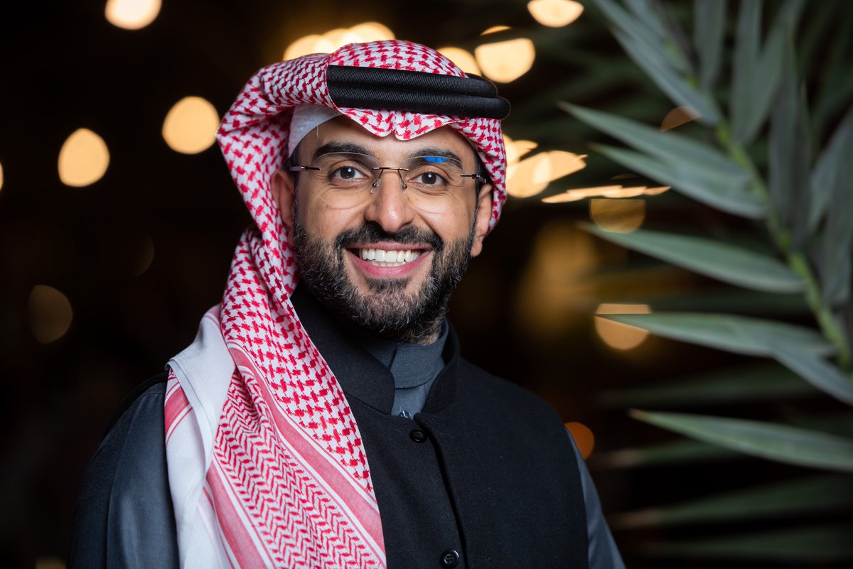Aymen_photo's tweet image. We had a lovely gala dinner, we’ve an opportunity to shoot some portrait pictures for extraordinary guests and colleagues   #SASEM2022