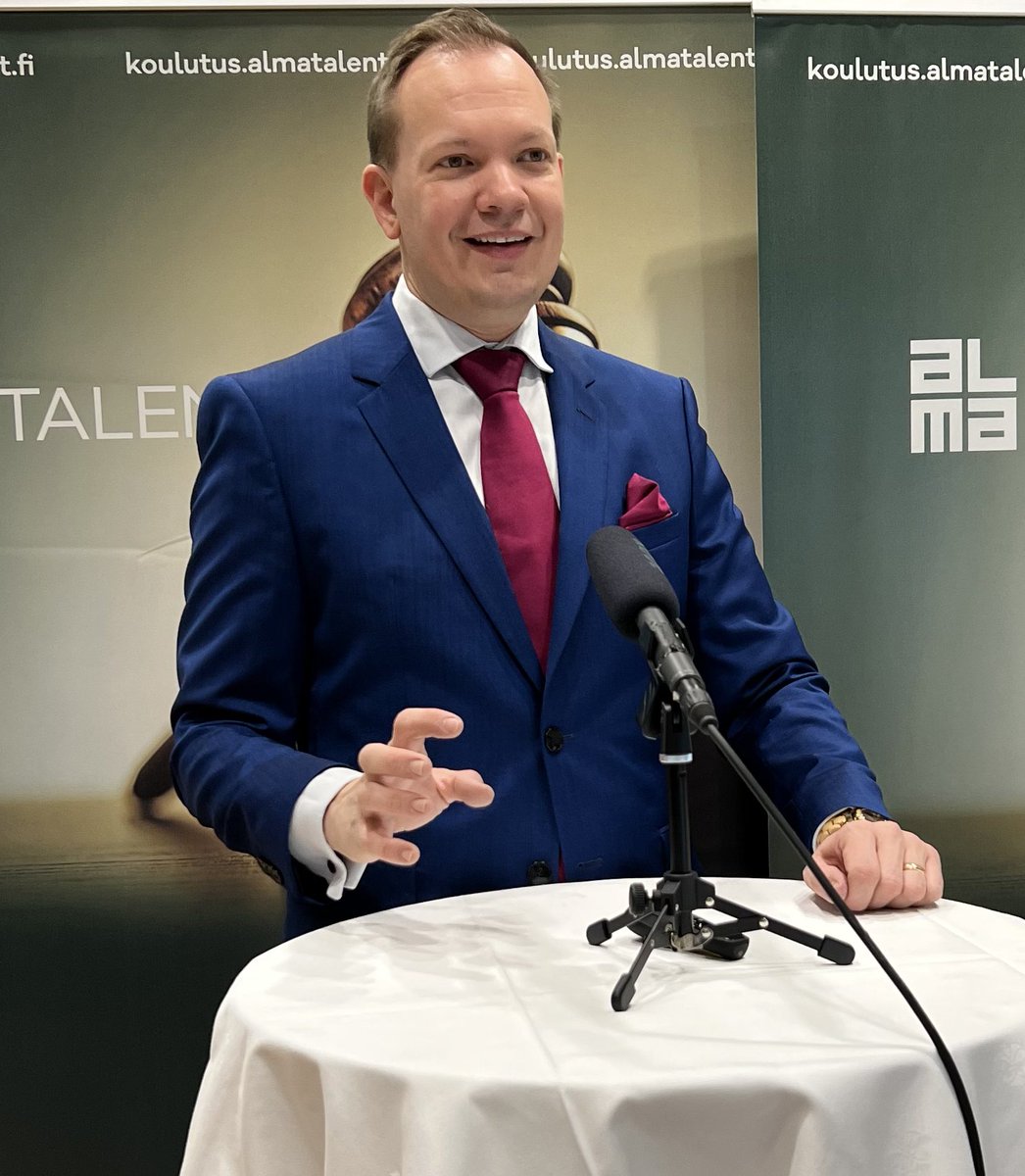 Jukka Lång tweet media
