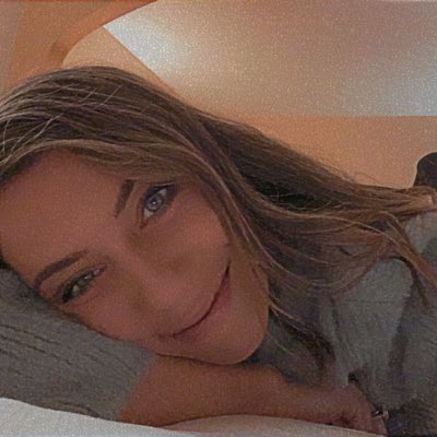 KariColley's tweet photo. #NewProfilePic https://t.co/b8oD8kCUpi