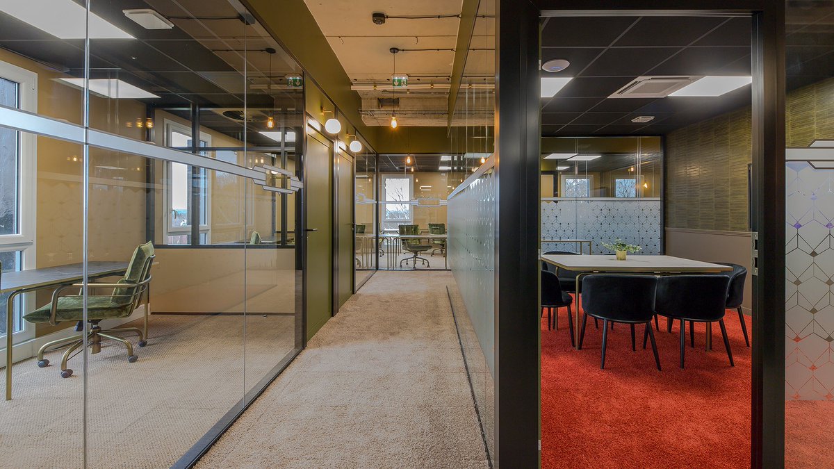 now_connected's tweet image. NOW ROUEN SUD 🖤
Au coeur d'un quartier en expansion, à deux pas de la forêt ... découvrez Now Rouen Sud ➡️ now-connected.com/coworking-loca…

#Rouen #Normandie #Coworking #Bureaux 

📸 @julientragin
