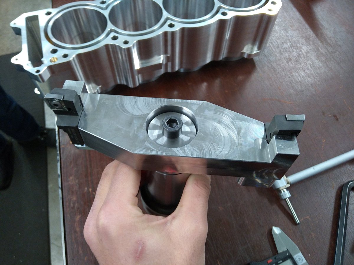 rowan_easter's tweet photo. Have you ever seen a machine shop run by one man make engine blocks like this? Made his own facing head too https://t.co/sMJV9cyNsW