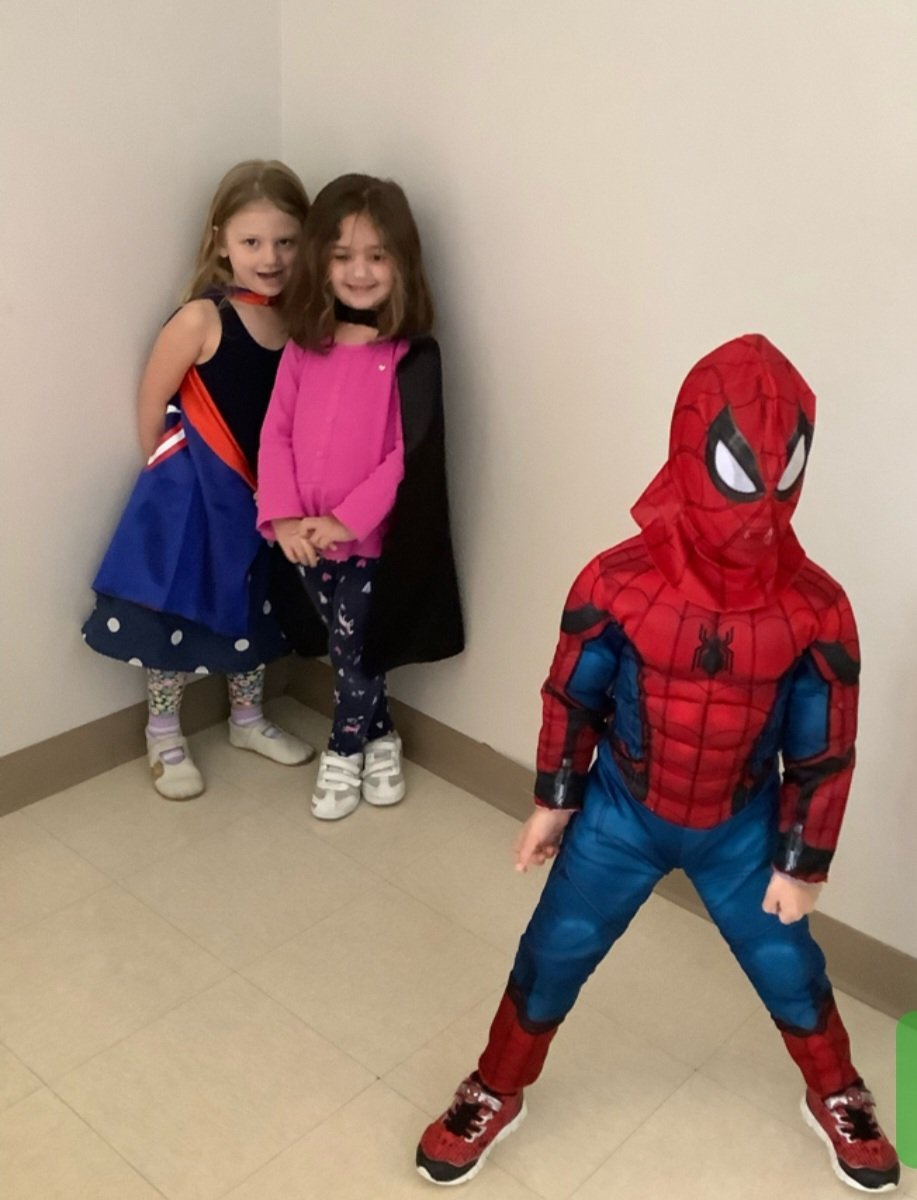 Valerie_trevin0's tweet photo. Superheroes Day @ECCC everyday is a day to jump into action with our little ones. 🦾🦸♂️👨🎤🦹♀️
"When you decide not to be afraid, you can find friends in super unexpected places."
- Ms. Marvel, 'Captain Marvel'.
@stacie_burk @mlfunderburk #PISDECCC @jessherrera407 @monica_pilcher https://t.co/s7J9SsqWHA