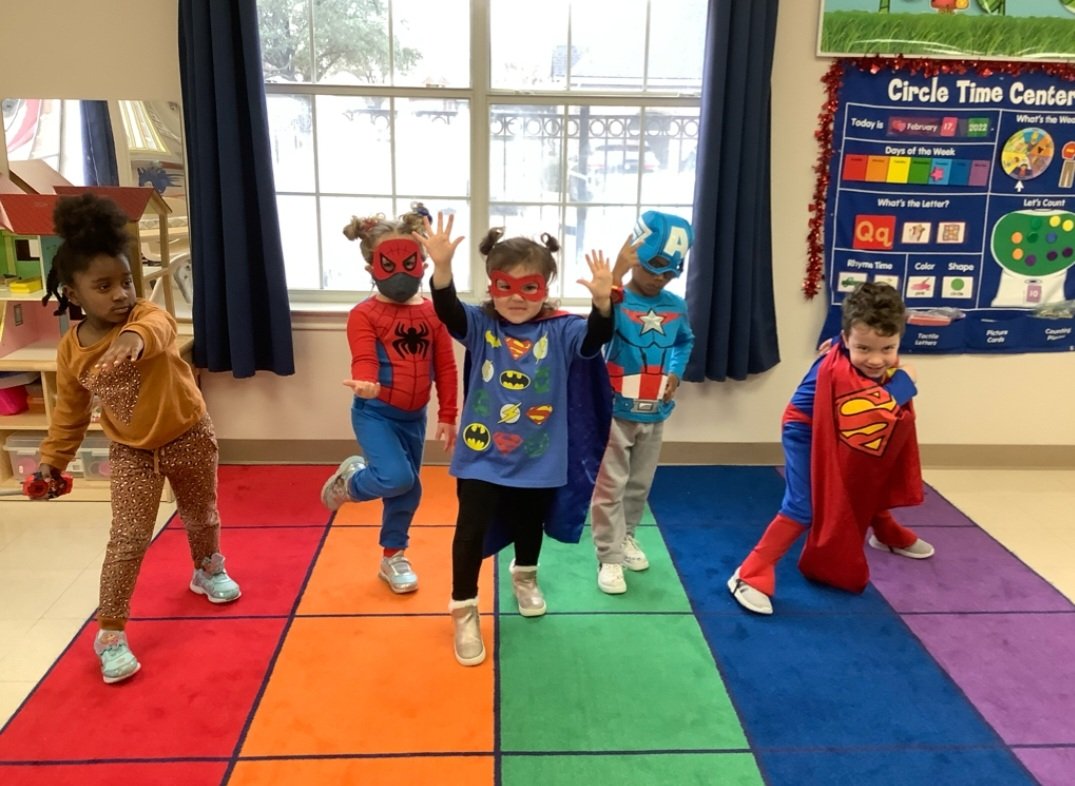 Valerie_trevin0's tweet photo. Superheroes Day @ECCC everyday is a day to jump into action with our little ones. 🦾🦸♂️👨🎤🦹♀️
"When you decide not to be afraid, you can find friends in super unexpected places."
- Ms. Marvel, 'Captain Marvel'.
@stacie_burk @mlfunderburk #PISDECCC @jessherrera407 @monica_pilcher https://t.co/s7J9SsqWHA