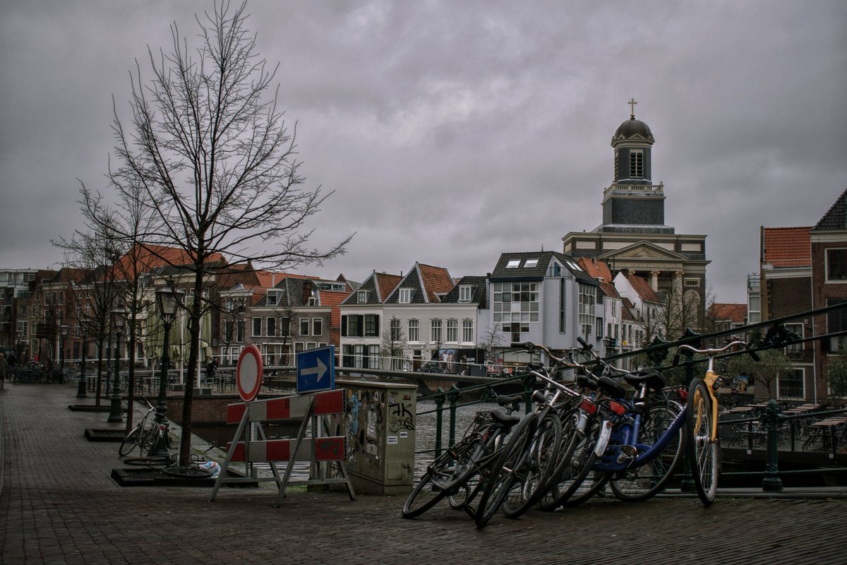 ChristosZ90's tweet photo. #Leiden waiting for the #storm 
#Dutch  #wather  #weer #Netherlands https://t.co/R78EQFNEji